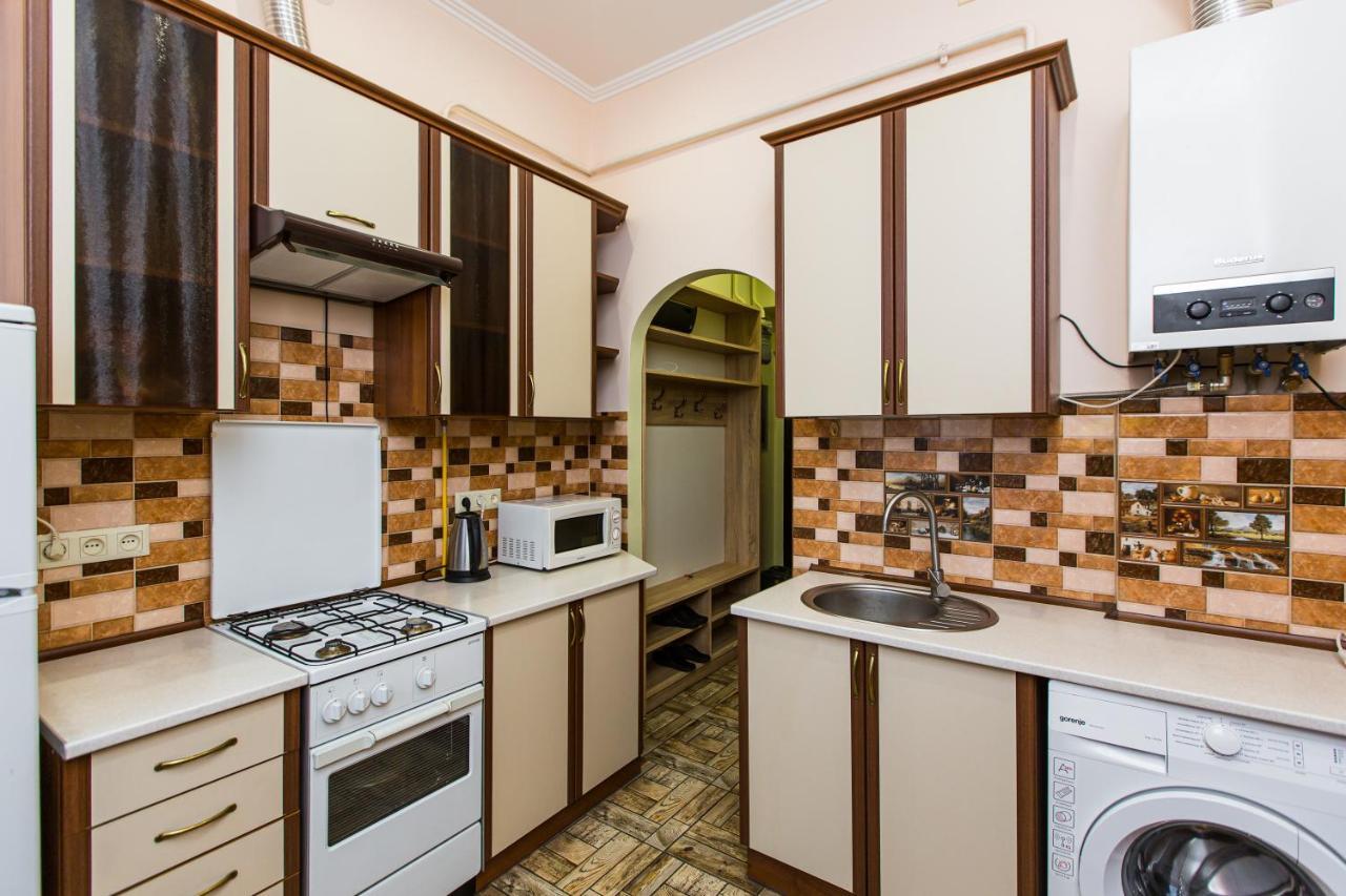 Квартира В Центрі Вулиця Балабана 29 Біля Краківського Ринку Leópolis Exterior foto