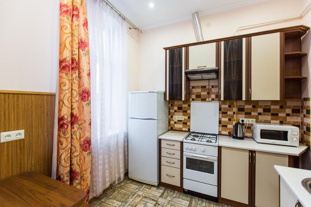 Квартира В Центрі Вулиця Балабана 29 Біля Краківського Ринку Leópolis Exterior foto